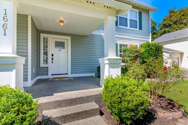 Photo - Beautiful upgraded 4 bedroom DuPont home with AC and sprinkler system