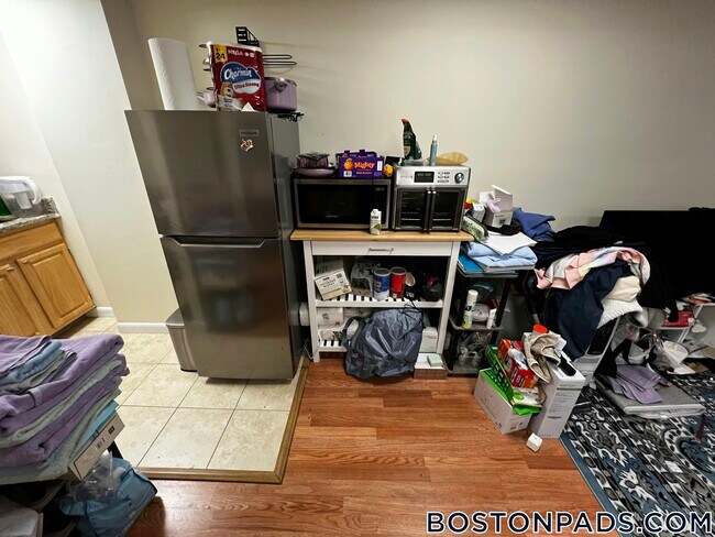 Photo - 62 Boylston St Unidad L05