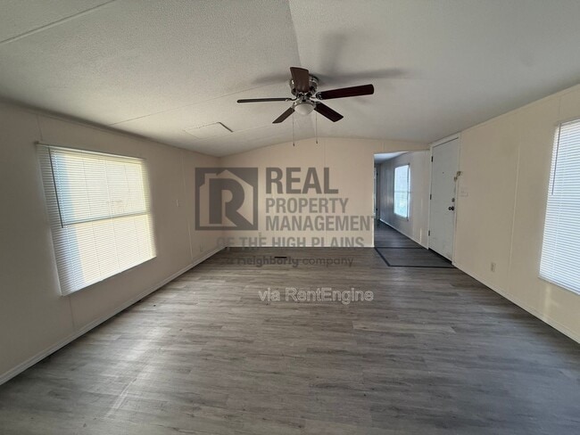 Photo - 8230 Upton Rd