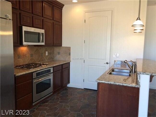 Photo - 1230 Calcione Dr