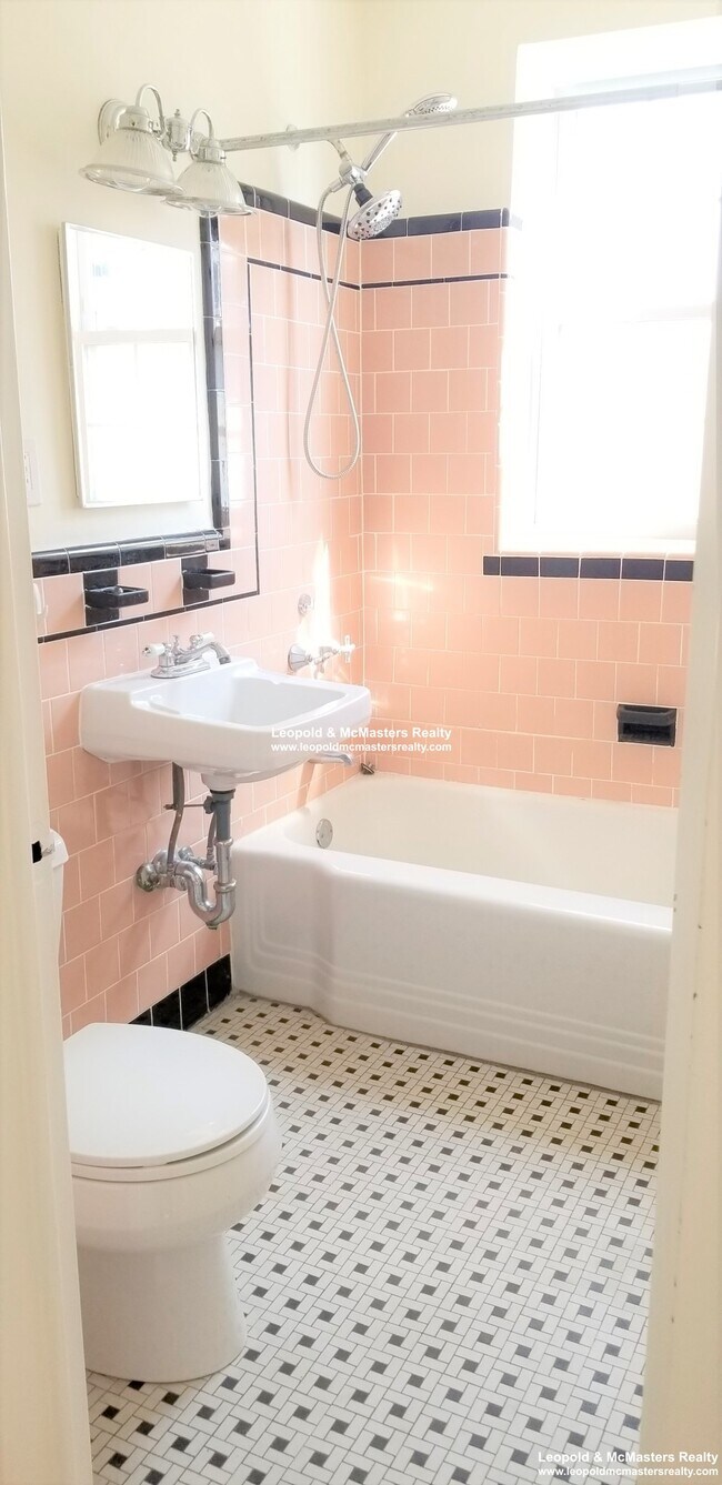 Photo - 12 Ware St Unidad 33