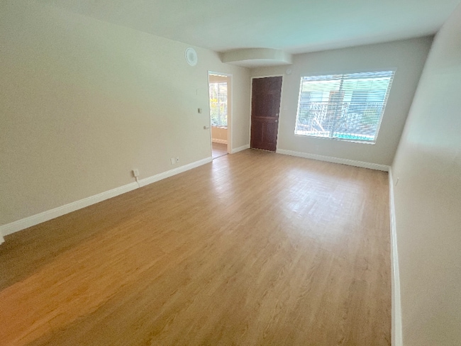 Photo - 2115 Placentia Ave Apartamento Unidad 14