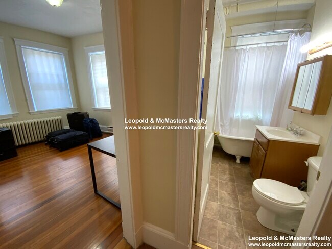 Photo - 8 Griggs St