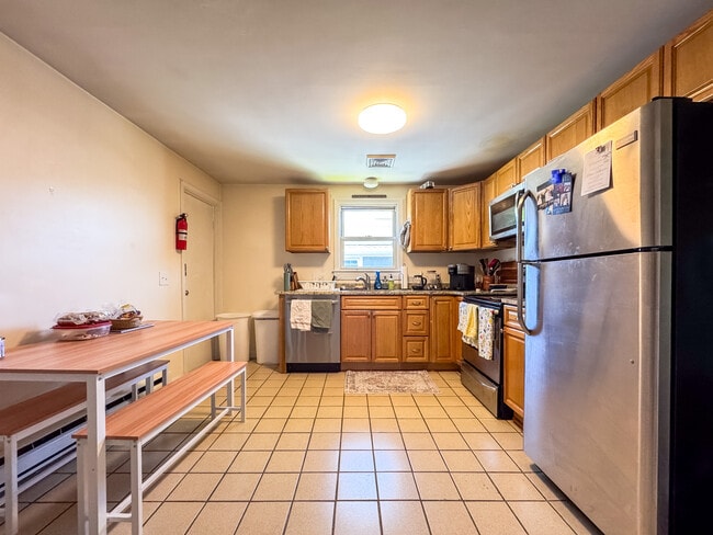 Photo - 74 Dunboy St Unit 2