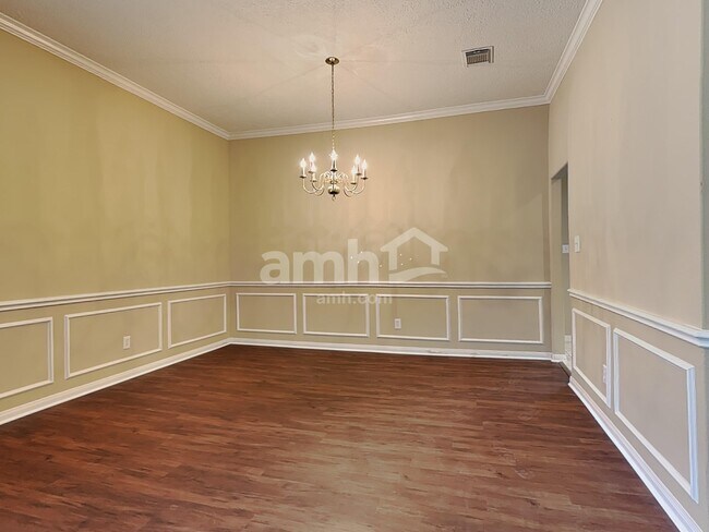 Photo - 17302 Lonesome Dove Trl