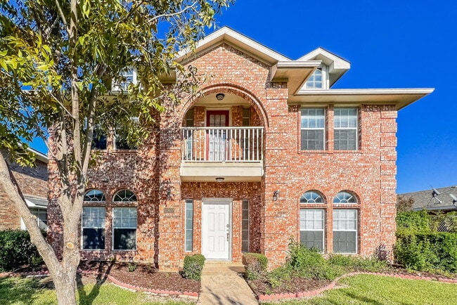 Building Photo - 6902 Graham Dr