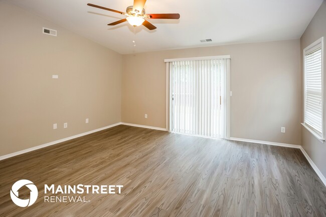 Photo - 11100 Thousand Oaks Dr