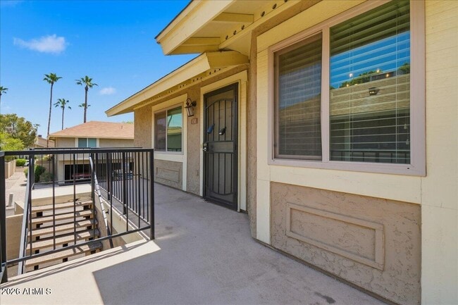 1241 N Granite Reef Rd