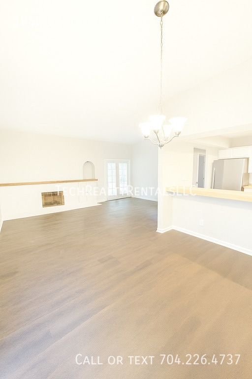 Photo - 1840 J Julian Ln