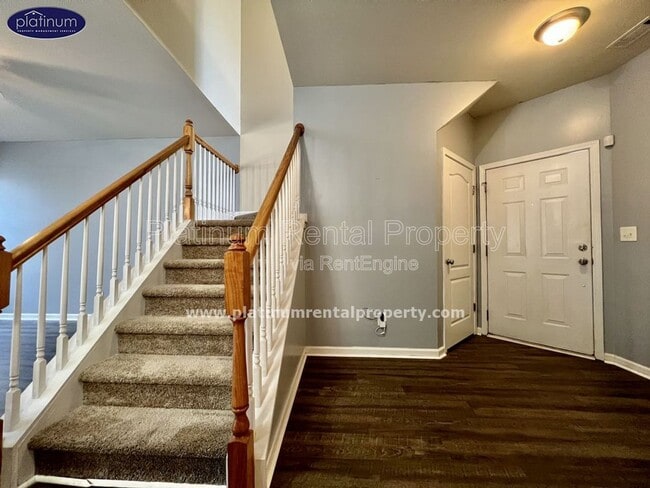 Photo - 1106 Treymont Ln SW