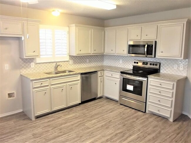 Photo - Beautifully Updated 3 bed 2 bath