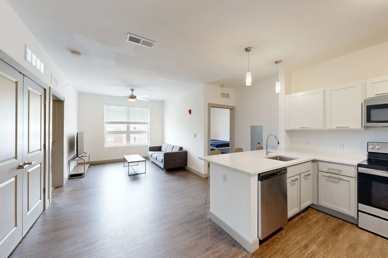 Photo - The Laurel Apartments