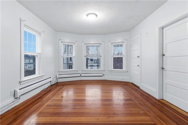 Photo - 63 Park Ave Unit 2