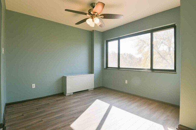 Photo - 8830 Piney Branch Rd Unit #502