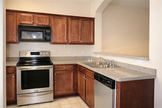 Photo - 1402 Bayrose Cir