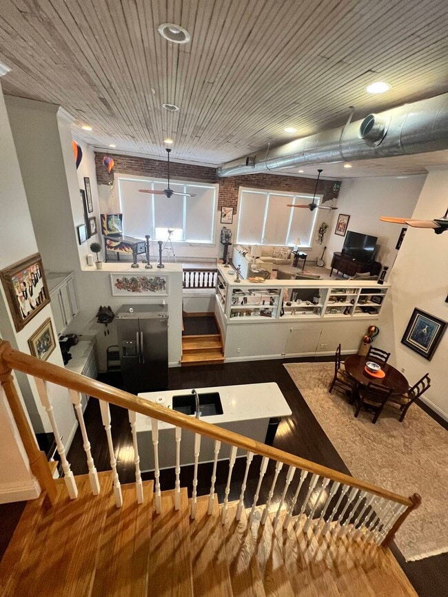 312 Main St Unit A