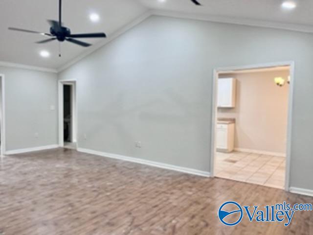 Photo - 505 Honeysuckle Ln