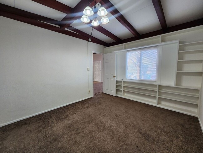 74895 Serrano Dr