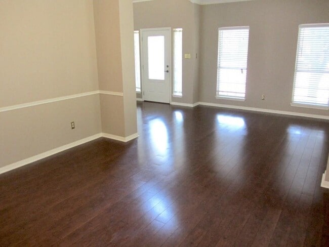 Photo - 1815 Hickory Ridge Cove