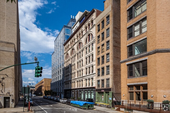 Photo - 481-487 Washington St