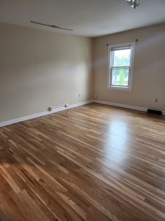 Building Photo - 104 N Main St Unit 2R