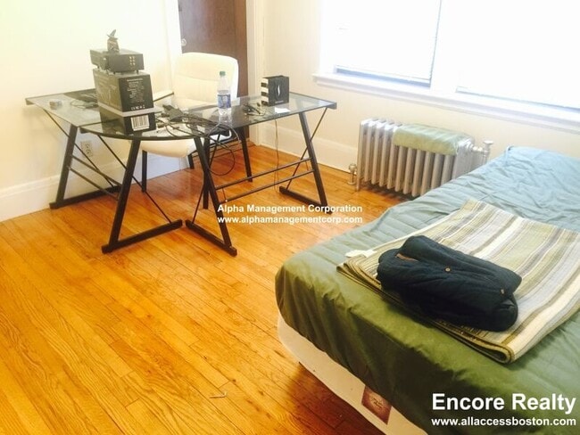 Photo - 349 Pleasant St Unit A1-16