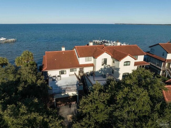 Building Photo - 32 Baybridge Dr Rental