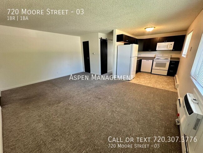Photo - 720 Moore St Unit 03