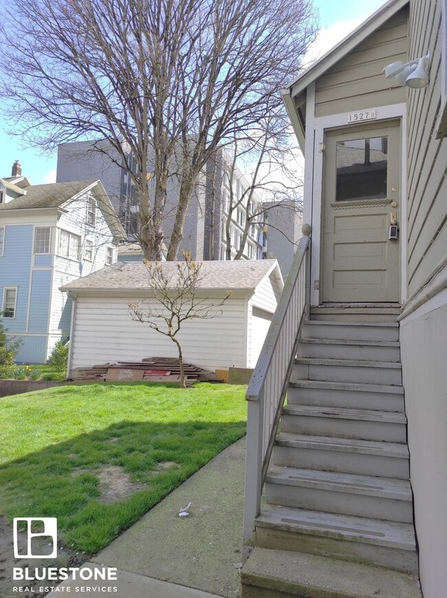 Photo - 1527 SW Columbia St Unit 1527B