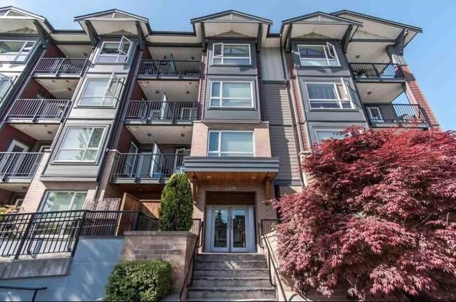 Building Photo - 2351 Kelly Av