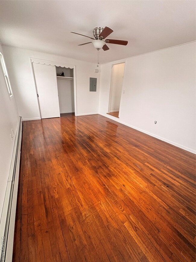 Photo - 163 Nassau Ln