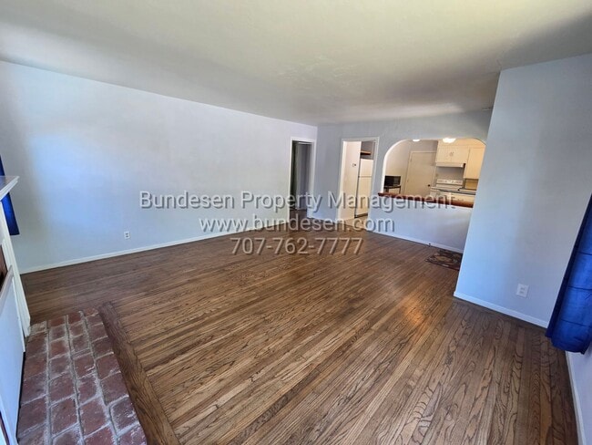 Photo - Beautiful 2 bedroom, 1 bath in the desirable Montgomery Village neighborhood - Santa Rosa