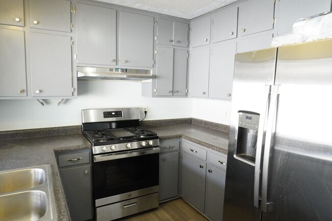 Photo - Beautiful Remodeled Duplex with 3 bed-1.5 bath in 79912