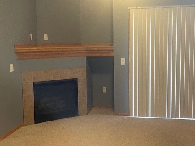 Photo - 2323 E Porter Ave Unidad Vineyard @ Carman Estates #90