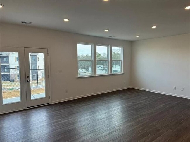 Photo - 100 Mission Blvd