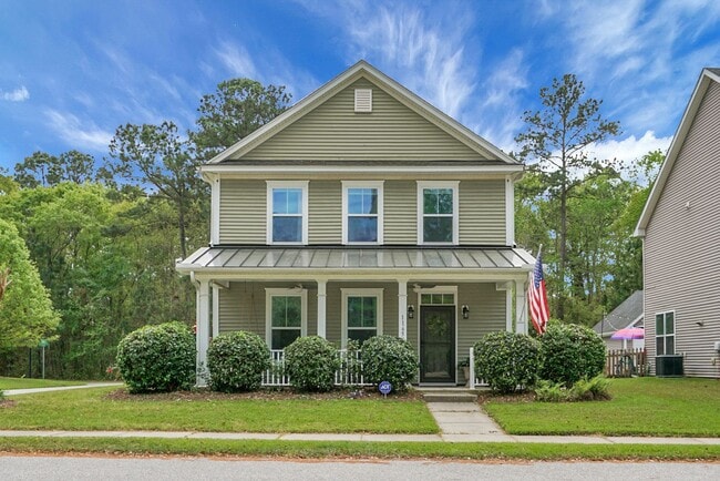 Photo - Johns Island 4BR, 2.5 BA Gem: Features Wood Floors, 2-Car Garage, & Community Pool