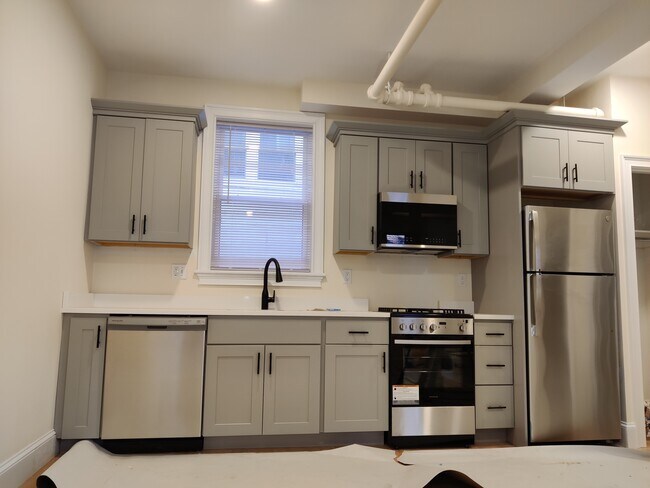 Photo - 17 Melvin Ave Unit B