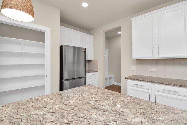 Photo - 1722 Summerlyn Ter Dr
