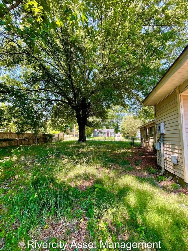 Photo - 107 Loraine Rd