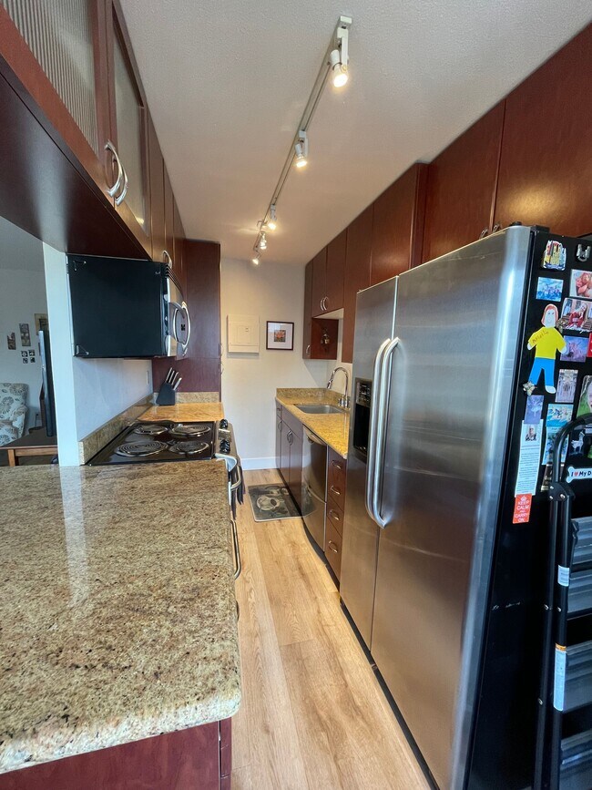 Photo - 1105 E Spring St Unit 1306