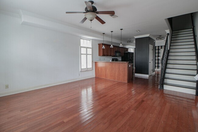 Photo - 607 Anderson Dr