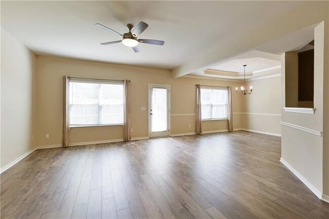 Photo - 302 Alcovy Way