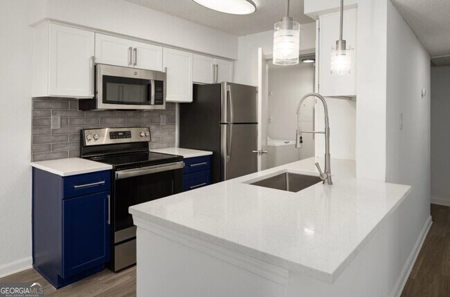 Photo - 6873 Peachtree Blvd Unit 81-310