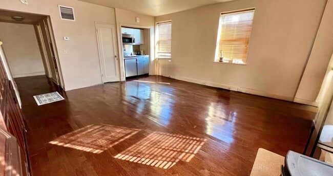 Photo - 1205 Saint Charles Ave Unit 1205 St Charles Ave,  407