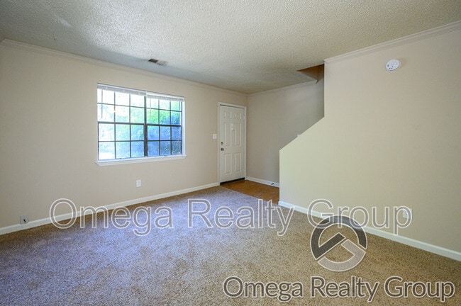 Photo - 2111 Whetstone Ct