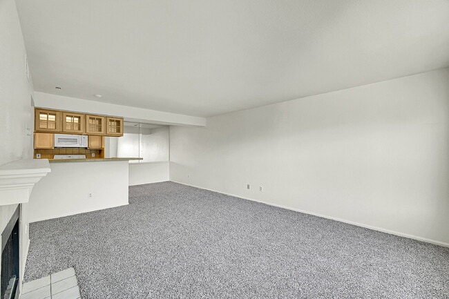 Photo - $1,375.00 - 1 Bedroom, 1 Bathroom Condo in... Unit J