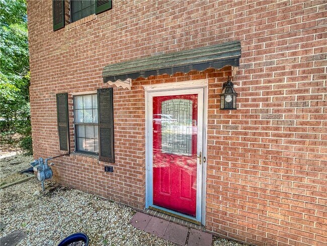 Photo - 2251 Salt Springs Pl