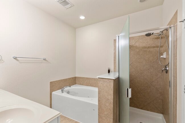 Building Photo - 1146 Glenwood Canyon Ln