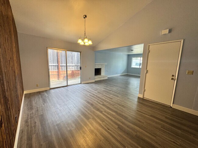Photo - 7440 Tierra Way Unidad 7440