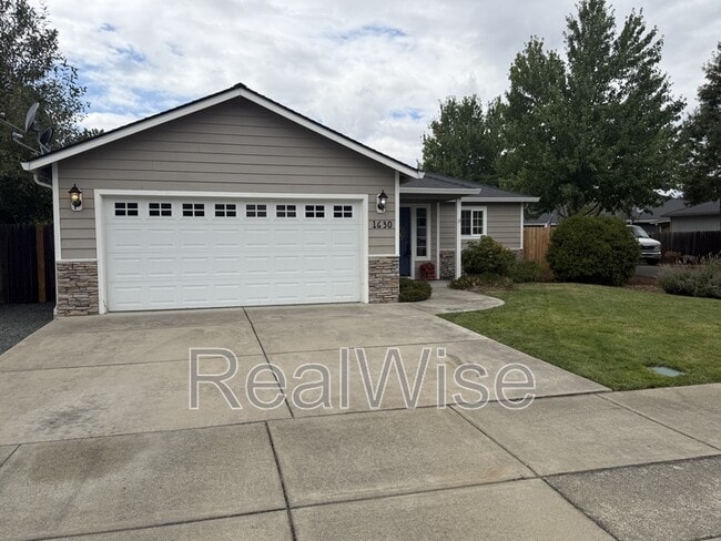 Photo - 1630 Medart Ln